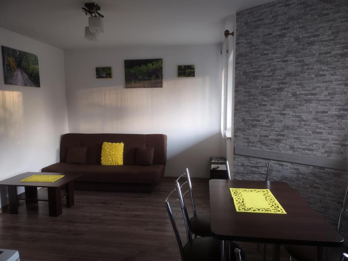 Idylla Villa Polom Maly Екстериор снимка